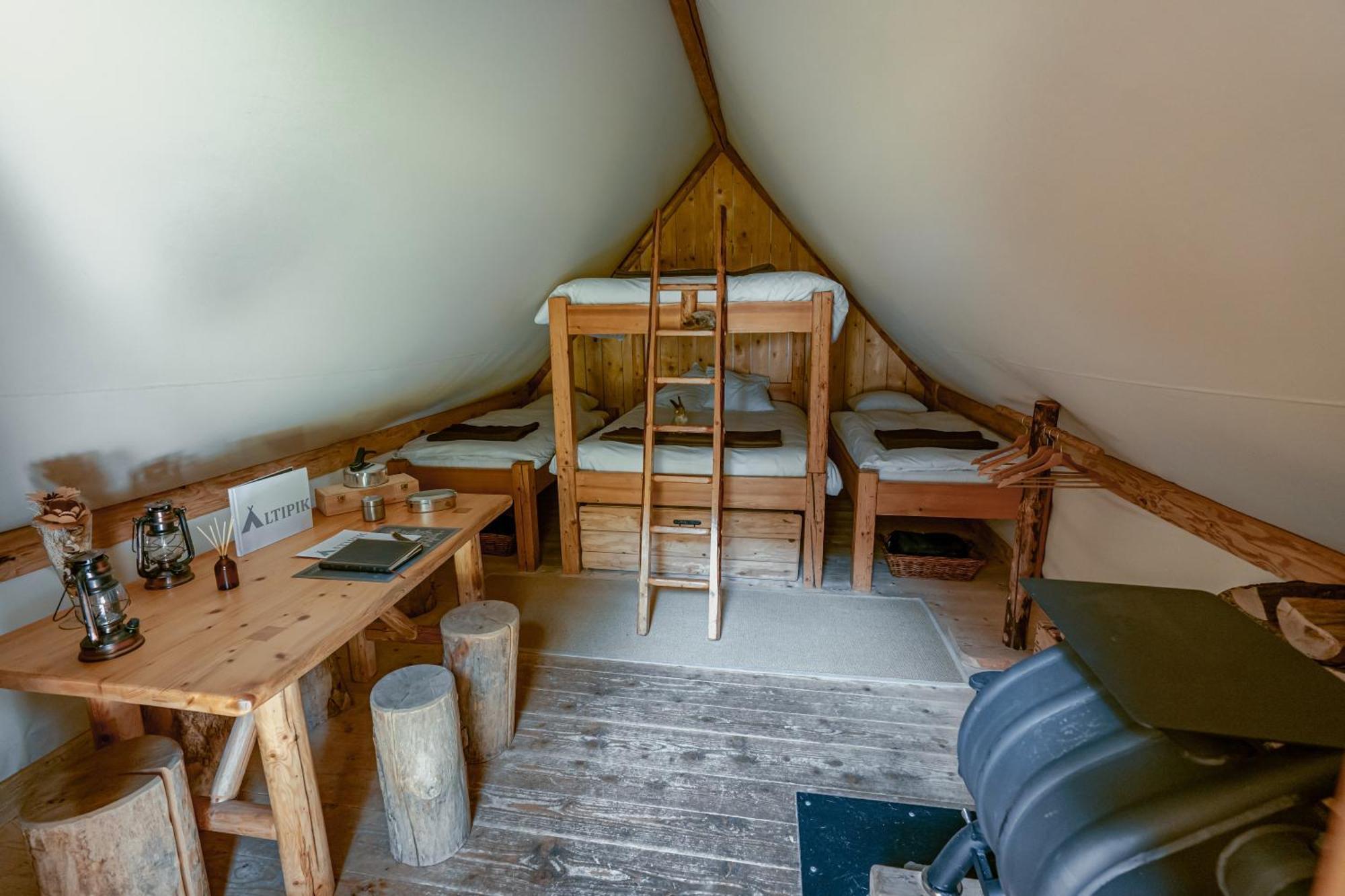 Altipik - Lodges Insolites Mont-Saxonnex Extérieur photo